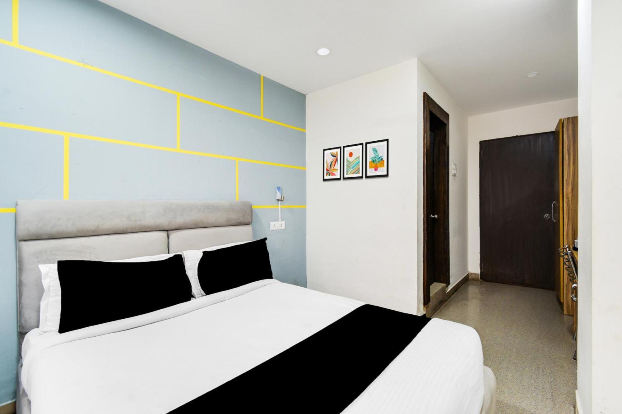 Super Townhouse Madhapur 100 Feet Road Formerly Jkc Grand Haidarábád Kültér fotó